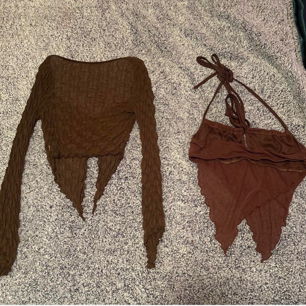 2 tops - Picture 2 of 2